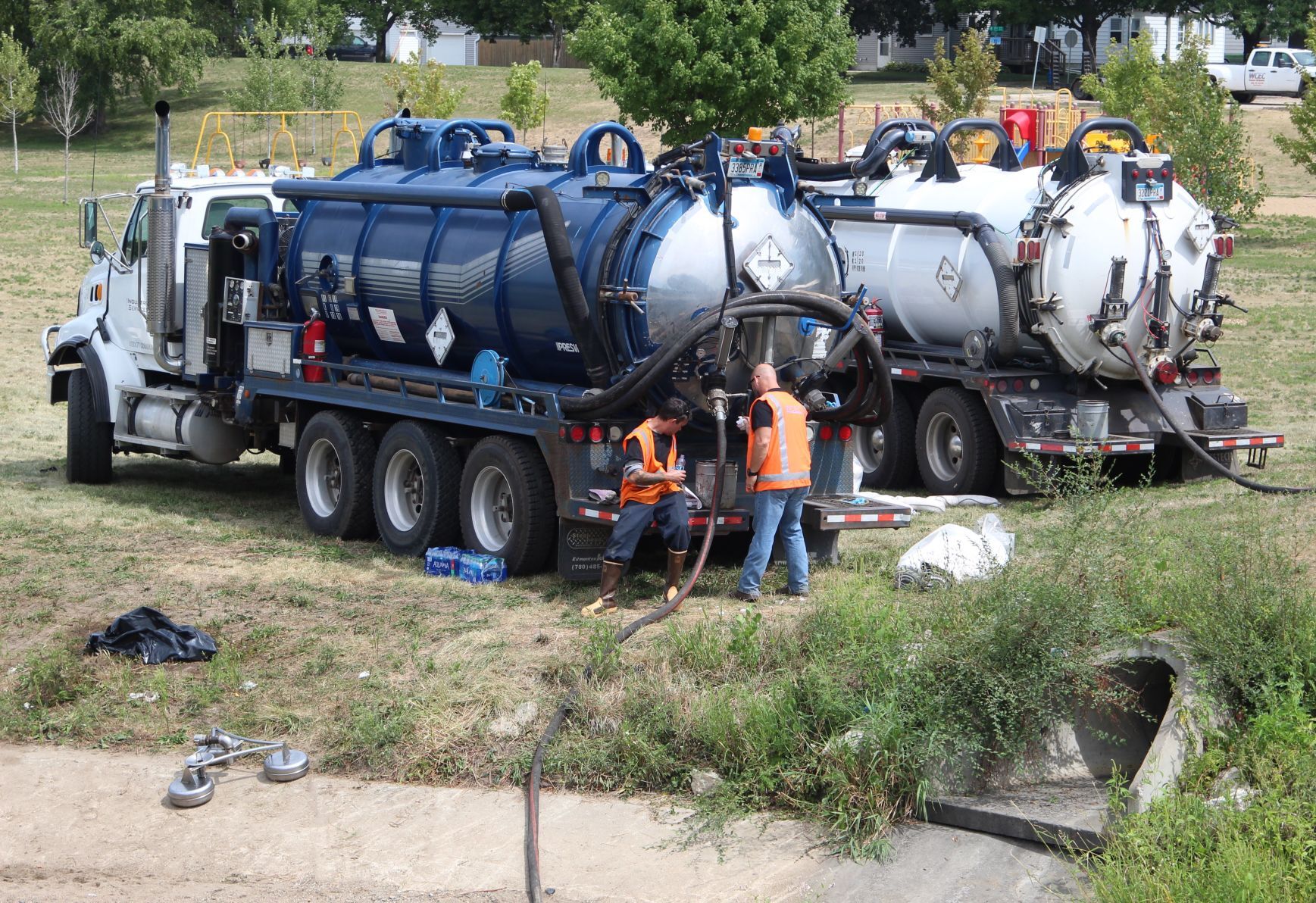 082120jr-crash-cleanup-2